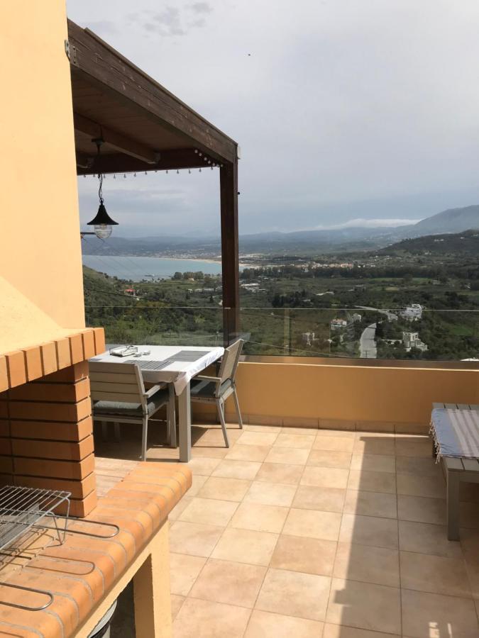 Arbutus - Relaxing Apartment With Fantastic Views Georgioupoli Buitenkant foto