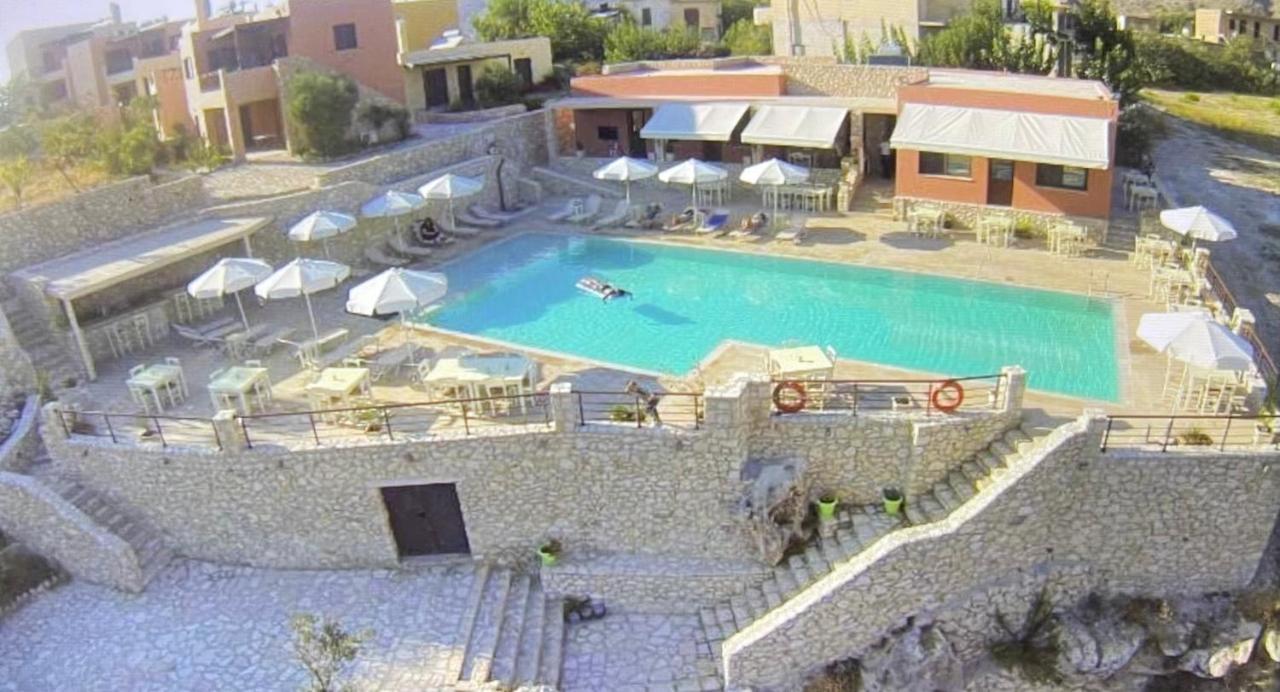 Arbutus - Relaxing Apartment With Fantastic Views Georgioupoli Buitenkant foto
